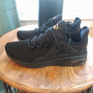 Brand New Puma sneakers